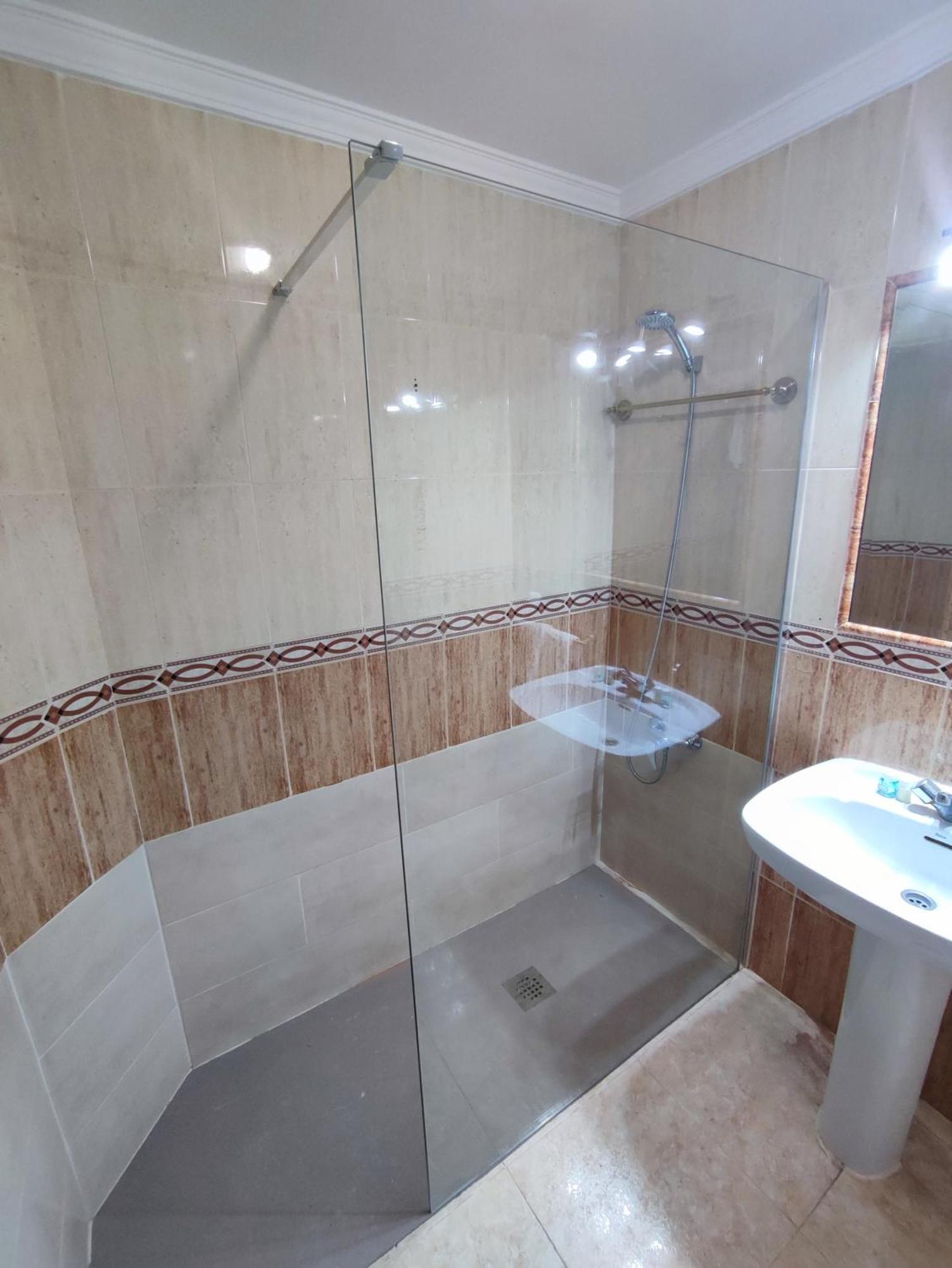 Hostal Las Palomas Люсена Экстерьер фото