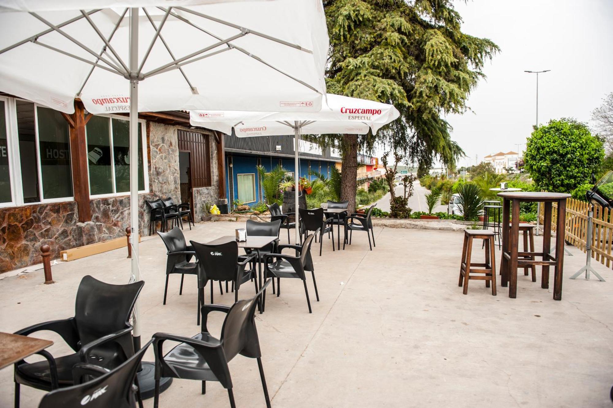 Hostal Las Palomas Люсена Экстерьер фото